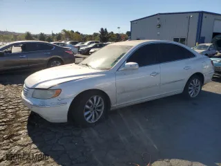 2008 Hyundai Azera Limited with VIN KMHFC46F28A311113, listed as a Copart auction lot 77003534 with 114,902 mi miles and Salvage Title. Bid and sale history available at carsss.com. Image 1.