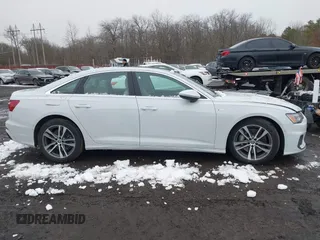 2019 Audi A6 Premium Plus with VIN WAUL2AF28KN052114, listed as a IAAI auction lot 41532304 with 29,252 mi miles. Bid and sale history available at carsss.com. Image 13.