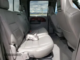 2005 Ford F-350 XL с VIN 1FTWW31P25EA36689, выставлен на аукционе Copart как лот 54117095 с пробегом 230 370 миль миль и Списание • Salvage title. История ставок и продаж доступна на DreamBid. Изображение 10.