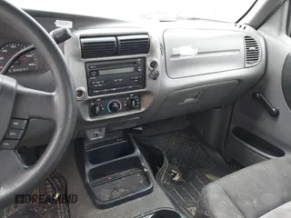 2005 Ford Ranger XL z VIN 1FTYR14U75PA60268, wystawiony jako IAAI lot #41514318 z przebiegiem 253 792 mil mil oraz . Historia ofert i sprzedaży dostępna na DreamBid. Obrazek 17.