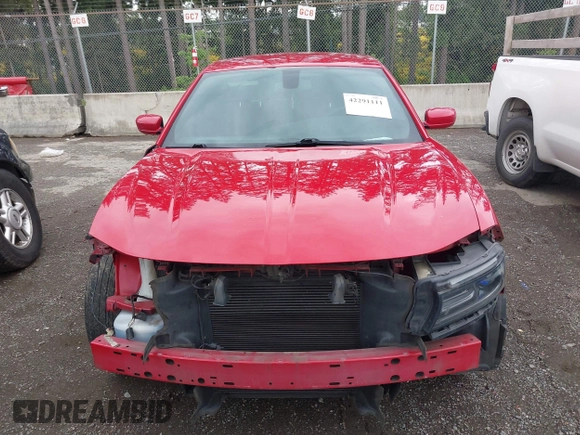 2015 Dodge Charger SE z VIN 2C3CDXBGXFH870710, wystawiony jako IAAI lot #42291111 z przebiegiem 119 677 mil mil oraz . Historia ofert i sprzedaży dostępna na DreamBid. Obrazek 13.