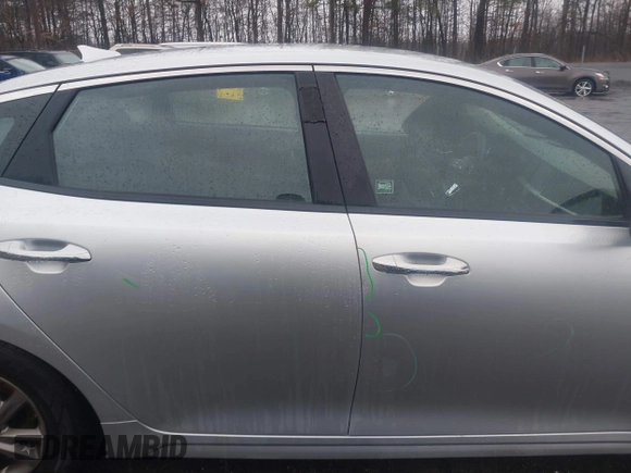 2019 Kia Optima LX with VIN 5XXGT4L31KG348622, listed as a IAAI auction lot 41726487 with 100,286 mi miles. Bid and sale history available at carsss.com. Image 13.
