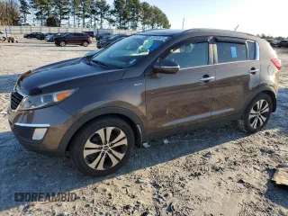 2013 Kia Sportage EX z VIN KNDPCCA21D7451071, wystawiony jako Copart lot #43810675 z przebiegiem 156 930 mil mil oraz Czysty tytuł • Clean title. Historia ofert i sprzedaży dostępna na DreamBid. Obrazek 1.