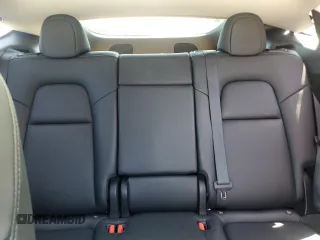 2022 Tesla Model Y Long Range z VIN 7SAYGDEE9NA014319, wystawiony jako Copart lot #53003555 z przebiegiem Nie podano mil oraz Szkody całkowita. Historia ofert i sprzedaży dostępna na DreamBid. Obrazek 10.