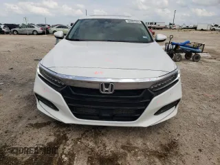 2018 Honda Accord Touring with VIN 1HGCV2F95JA053354, listed as a Copart auction lot 54907865 with 89,808 mi miles and Salvage title. Bid and sale history available at DreamBid. Image 5.