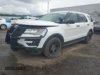 2016 Ford Police Interceptor Utility z VIN 1FM5K8AR2GGC50476, wystawiony jako Copart lot #56412205 z przebiegiem 146 986 mil mil oraz Tytuł czysty. Historia ofert i sprzedaży dostępna na DreamBid. Obrazek 1.