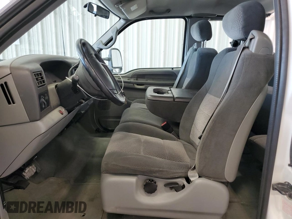 2002 Ford F-250 XL with VIN 1FTNX20F72EB54812, listed as a Copart auction lot 71949524 with 155,302 mi miles and Non repairable. Bid and sale history available at DreamBid. Image 7.