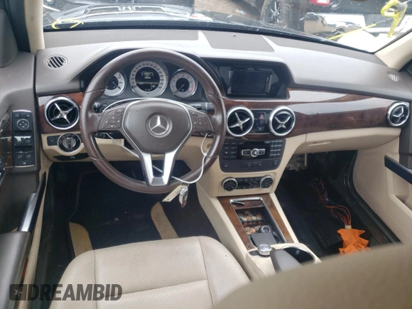 2013 Mercedes-Benz GLK 350 with VIN WDCGG8JB9DF997103, listed as a Copart auction lot 60388904 with 180,423 mi miles and Salvage Title. Bid and sale history available at DreamBid. Image 8.