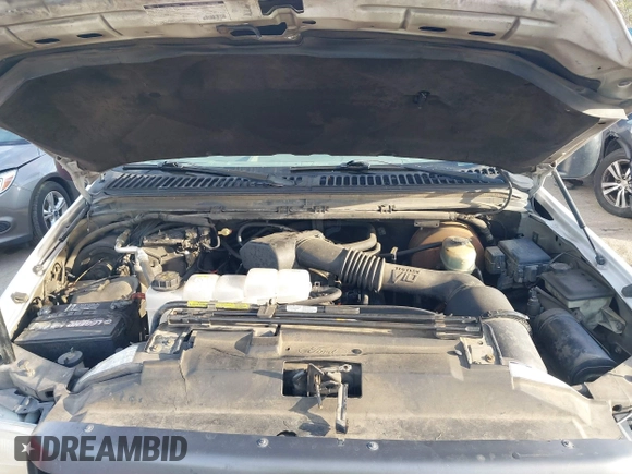 2001 Ford F-350 with VIN 1FDSF34S31EC24884, listed as a IAAI auction lot 41803795 with 254,862 mi miles and . Bid and sale history available at DreamBid. Image 10.