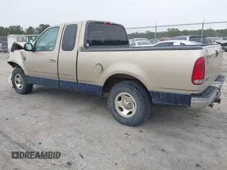 2000 Ford F-150 XL с VIN 1FTRX17L1YNA50543, выставлен на аукционе IAAI как лот 41864001 с пробегом 251 925 миль миль и . История ставок и продаж доступна на DreamBid. Изображение 3.