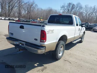 2000 Ford F-250 XL with VIN 1FTNX21F4YED24924, listed as a IAAI auction lot 41755231 with 92,588 mi miles and . Bid and sale history available at DreamBid. Image 4.