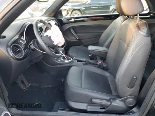 2015 Volkswagen Beetle 1.8T z VIN 3VW517AT3FM808723, wystawiony jako Copart lot #81724894 z przebiegiem Nie podano mil oraz Szkoda całkowita • Salvage title. Historia ofert i sprzedaży dostępna na DreamBid. Obrazek 7.