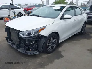 2021 Kia Forte LXS с VIN 3KPF24AD1ME375065, выставлен на аукционе IAAI как лот 42356572 с пробегом 83 025 миль миль и . История ставок и продаж доступна на DreamBid. Изображение 23.