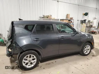 2023 Kia Soul S with VIN KNDJ23AU6P7878163, listed as a Copart auction lot 87233114 with 11,572 mi miles and Salvage Title. Bid and sale history available at carsss.com. Image 3.