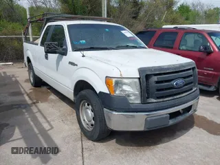 2011 Ford F-150 XL with VIN 1FTEX1CM3BFC07956, listed as a IAAI auction lot 41897005 with 277,429 mi miles. Bid and sale history available at carsss.com. Image 1.