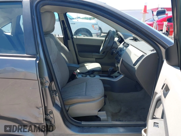 2009 Ford Focus SE with VIN 1FAHP35NX9W108176, listed as a IAAI auction lot 42094209 with 246,714 mi miles. Bid and sale history available at carsss.com. Image 5.
