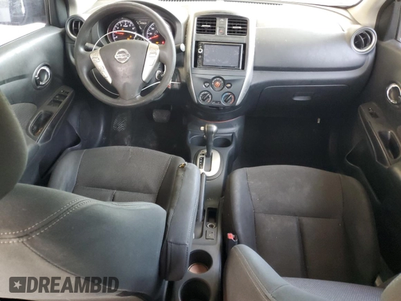 2016 Nissan Versa SV z VIN 3N1CN7AP4GL858901, wystawiony jako Copart lot #60162735 z przebiegiem 149 829 mil mil oraz Czysty tytuł • Clean title. Historia ofert i sprzedaży dostępna na DreamBid. Obrazek 8.