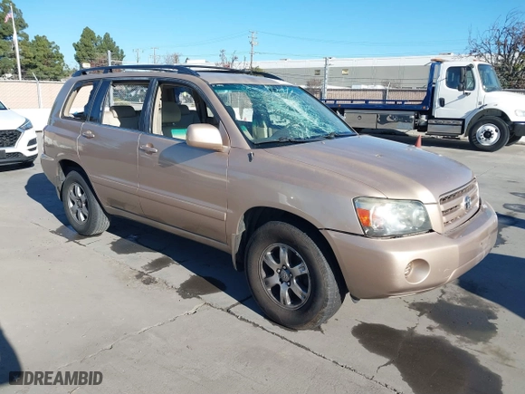 2006 Toyota Highlander with VIN JTEGP21A960096342, listed as a IAAI auction lot 41286059 with 185,746 mi miles. Bid and sale history available at carsss.com. Image 1.
