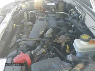 2008 Mercury Mariner with VIN 4M2CU91128KJ12970, listed as a IAAI auction lot 42940612 with 201,682 mi miles and . Bid and sale history available at DreamBid. Image 12.