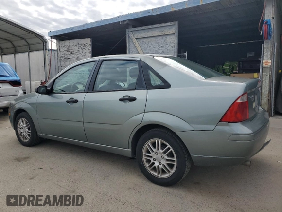 2006 Ford Focus S z VIN 1FAFP34N46W158513, wystawiony jako Copart lot #45229755 z przebiegiem 149 811 mil mil oraz Szkoda całkowita • Salvage title. Historia ofert i sprzedaży dostępna na DreamBid. Obrazek 2.