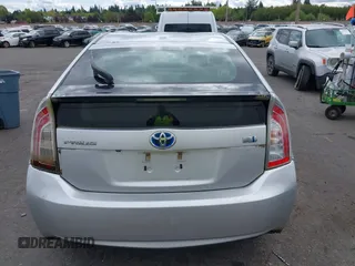 2013 Toyota Prius One with VIN JTDKN3DUXD5550436, listed as a IAAI auction lot 42065147 with 184,759 mi miles. Bid and sale history available at carsss.com. Image 16.