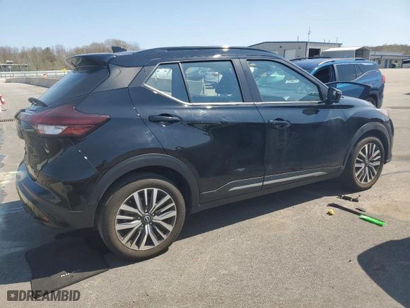 2024 Nissan Kicks SR with VIN 3N1CP5DV3RL492425, listed as a Copart auction lot 54416975 with 32,955 mi miles and Clean Title. Bid and sale history available at carsss.com. Image 3.