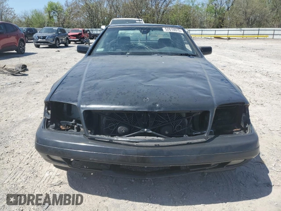 1998 Mercedes-Benz SL 500 z VIN WDBFA67F6WF168377, wystawiony jako Copart lot #52810915 z przebiegiem 130 323 mil mil oraz Czysty tytuł • Clean title. Historia ofert i sprzedaży dostępna na DreamBid. Obrazek 5.