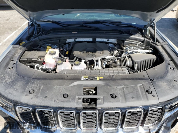2022 Jeep Grand Cherokee with VIN 1C4RJYB62N8716136, listed as a Copart auction lot 46552485 with Not provided miles and Salvage title. Bid and sale history available at DreamBid. Image 12.