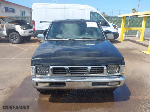 1996 Nissan Trucks 2WD XE with VIN 1N6SD16S5TC346136, listed as a IAAI auction lot 41676411 with 137,864 mi miles. Bid and sale history available at carsss.com. Image 12.