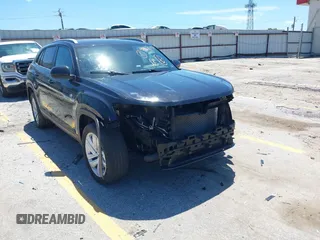 2021 Volkswagen Atlas SE z VIN 1V2JC2CA1MC223193, wystawiony jako IAAI lot #42313866 z przebiegiem 34 654 mil mil oraz . Historia ofert i sprzedaży dostępna na DreamBid. Obrazek 1.