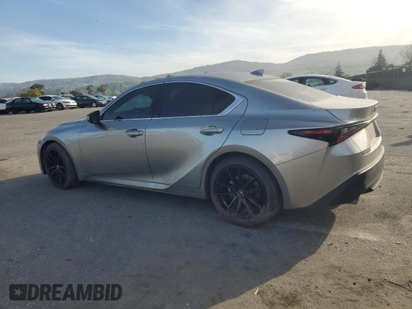 2023 Lexus IS 300 z VIN JTHCA1D25P5124076, wystawiony jako Copart lot #50230935 z przebiegiem 12 710 mil mil oraz Szkoda całkowita • Salvage title. Historia ofert i sprzedaży dostępna na DreamBid. Obrazek 2.