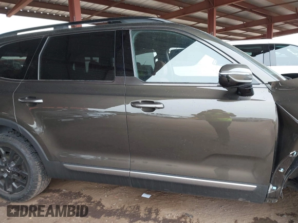 2023 Kia Telluride SX Prestige X-Line with VIN 5XYP5DGC5PG407971, listed as a IAAI auction lot 41578334 with 50,481 mi miles and . Bid and sale history available at DreamBid. Image 13.