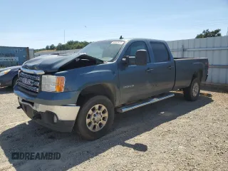 2013 GMC Sierra 2500HD SLE with VIN 1GT120C81DF215342, listed as a Copart auction lot 58533975 with 249,174 mi miles and Salvage title. Bid and sale history available at DreamBid. Image 1.