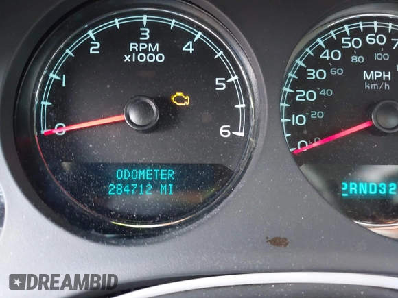 2008 Chevrolet Suburban LTZ z VIN 1GNFK16378R122767, wystawiony jako IAAI lot #42689521 z przebiegiem 284 712 mil mil oraz . Historia ofert i sprzedaży dostępna na DreamBid. Obrazek 7.