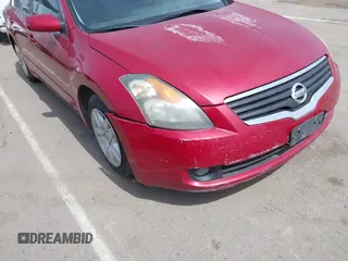 2009 Nissan Altima 2.5 S with VIN 1N4AL21E59C176089, listed as a IAAI auction lot 42111339 with 216,614 mi miles. Bid and sale history available at carsss.com. Image 6.