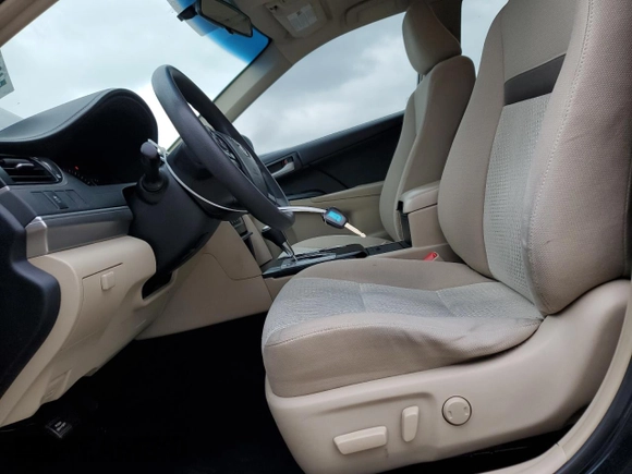 2013 Toyota Camry L with VIN 4T4BF1FK9DR328863, listed as a Copart auction lot 54979585 with 159,496 mi miles and Clean Title. Bid and sale history available at DreamBid. Image 7.