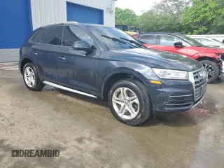 2018 Audi Q5 Premium z VIN WA1ANAFYXJ2062370, wystawiony jako Copart lot #56679315 z przebiegiem 90 514 mil mil oraz Szkoda całkowita • Salvage title. Historia ofert i sprzedaży dostępna na DreamBid. Obrazek 4.