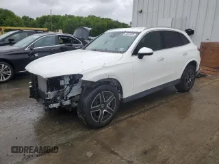 2024 Mercedes-Benz GLC 300 z VIN W1NKM4HBXRU036710, wystawiony jako Copart lot #58828925 z przebiegiem 11 857 mil mil oraz Szkoda całkowita • Salvage title. Historia ofert i sprzedaży dostępna na DreamBid. Obrazek 1.