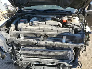 2023 GMC Sierra 3500HD Denali z VIN 1GT49WEY2PF169520, wystawiony jako Copart lot #83541994 z przebiegiem 33 940 mil mil oraz Szkoda całkowita • Salvage title. Historia ofert i sprzedaży dostępna na DreamBid. Obrazek 11.