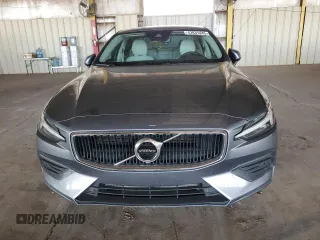 2019 Volvo S60 Momentum with VIN 7JR102FK7KG010867, listed as a Copart auction lot 43831445 with 70,089 mi miles and Salvage Title. Bid and sale history available at carsss.com. Image 5.