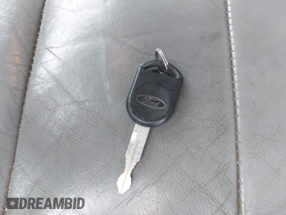 2006 Ford F-150 XLT с VIN 1FTPX04576KA89613, выставлен на аукционе IAAI как лот 42710155 с пробегом Не указан миль и . История ставок и продаж доступна на DreamBid. Изображение 11.