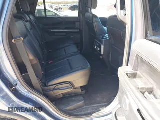 2020 Ford Expedition XLT с VIN 1FMJU1HT5LEA43989, выставлен на аукционе IAAI как лот 41737763 с пробегом 89 973 миль миль и . История ставок и продаж доступна на DreamBid. Изображение 8.