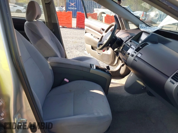 2005 Toyota Prius with VIN JTDKB22U550122858, listed as a IAAI auction lot 42023701 with 262,843 mi miles. Bid and sale history available at carsss.com. Image 5.