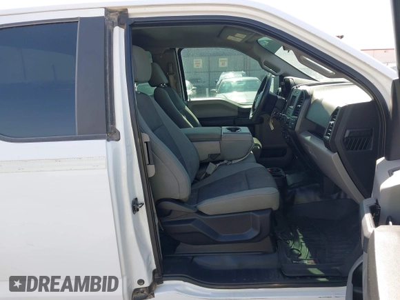 2018 Ford F-150 XL с VIN 1FTFX1E56JKC56536, выставлен на аукционе IAAI как лот 42256820 с пробегом 141 319 миль миль и . История ставок и продаж доступна на DreamBid. Изображение 5.