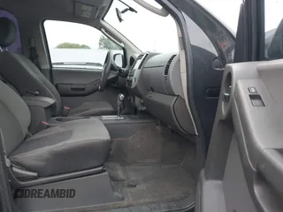 2010 Nissan Xterra S z VIN 5N1AN0NW9AC509180, wystawiony jako IAAI lot #41971137 z przebiegiem 172 107 mil mil oraz . Historia ofert i sprzedaży dostępna na DreamBid. Obrazek 5.