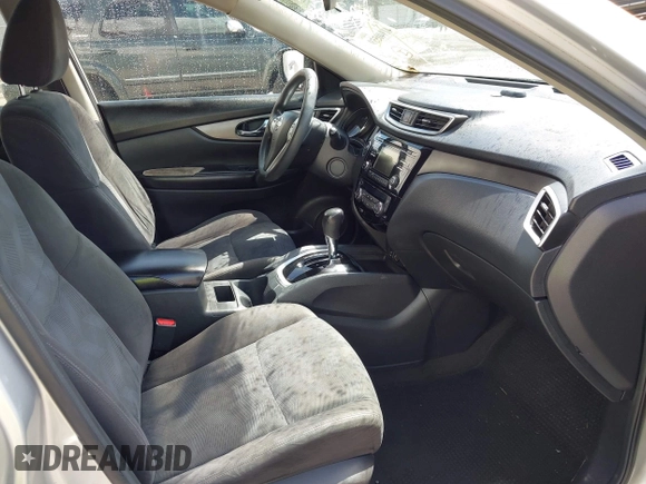 2015 Nissan Rogue S with VIN KNMAT2MT1FP502091, listed as a IAAI auction lot 41940559 with 360,915 mi miles and . Bid and sale history available at DreamBid. Image 5.
