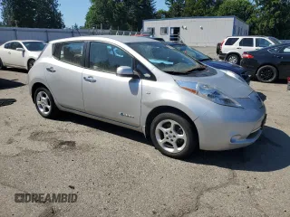 2011 Nissan LEAF SL-e z VIN JN1AZ0CP6BT001595, wystawiony jako Copart lot #58859325 z przebiegiem 38 452 mil mil oraz Czysty tytuł • Clean title. Historia ofert i sprzedaży dostępna na DreamBid. Obrazek 4.