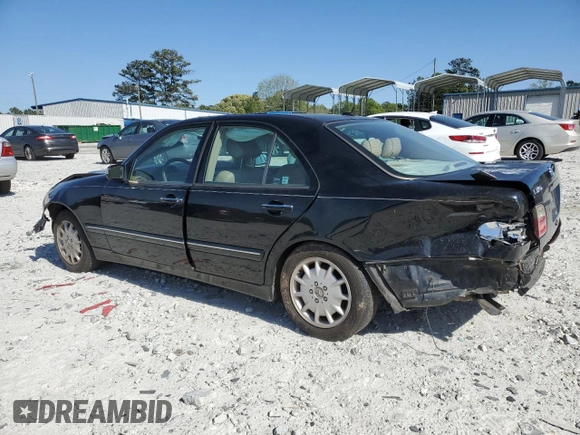 2000 Mercedes-Benz E 320 with VIN WDBJF65J9YB053219, listed as a Copart auction lot 53261565 with Not Provided miles and Salvage Title. Bid and sale history available at DreamBid. Image 2.