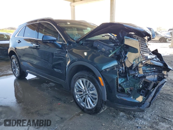 2024 Cadillac XT4 FWD Premium Luxury z VIN 1GYFZCR43RF241465, wystawiony jako Copart lot #49428795 z przebiegiem Nie podano mil oraz Szkoda całkowita • Salvage title. Historia ofert i sprzedaży dostępna na DreamBid. Obrazek 4.