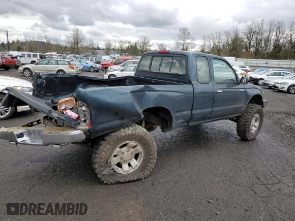 1998 Toyota Tacoma with VIN 4TAWN72N2WZ010087, listed as a Copart auction lot 47650315 with 317,285 mi miles and Salvage Title. Bid and sale history available at DreamBid. Image 3.
